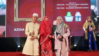 Nurraysa-Excellence-Award2 (1)